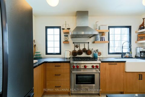 Photo 5 at 6 Warvet Crescent, Parkview, Toronto