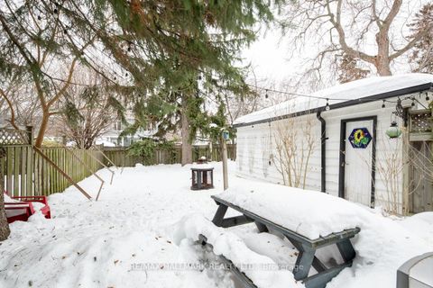 Photo 23 at 6 Warvet Crescent, Parkview, Toronto