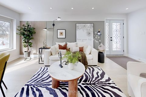 Photo 2 at 53 Fairglen Avenue, L'Amoreaux, Toronto