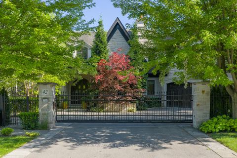 Photo 2 at 42 Lorraine Gardens, City Centre West, Toronto