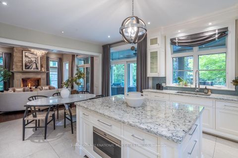 Photo 7 at 42 Lorraine Gardens, City Centre West, Toronto