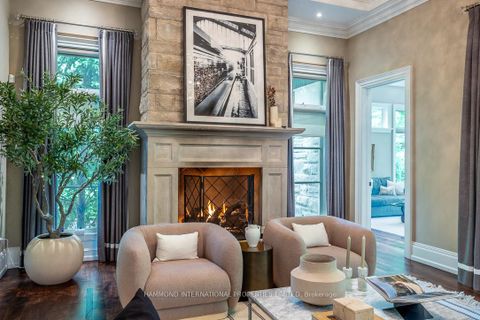 Photo 9 at 42 Lorraine Gardens, City Centre West, Toronto