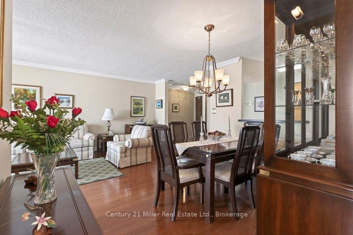 Photo 11 at 1605 - 1276 Maple Crossing Boulevard, Brant, Burlington