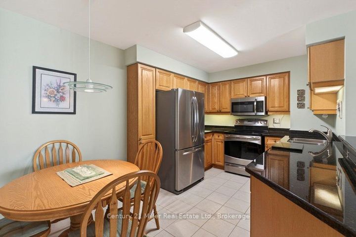 Photo 12 at 1605 - 1276 Maple Crossing Boulevard, Brant, Burlington