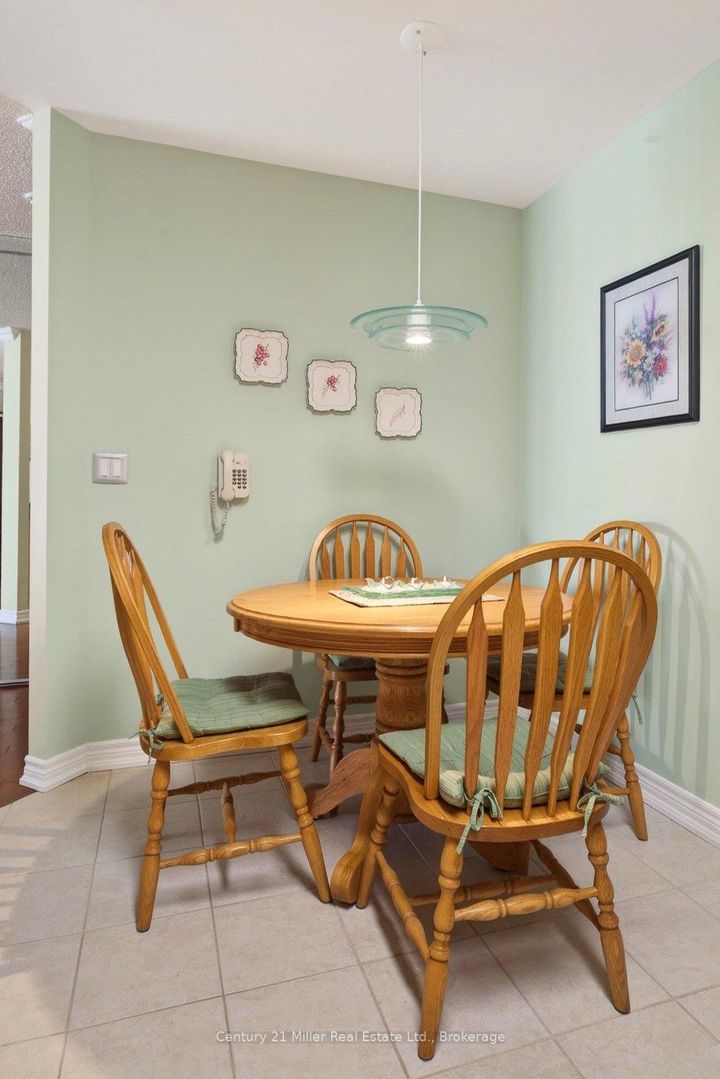 Photo 17 at 1605 - 1276 Maple Crossing Boulevard, Brant, Burlington