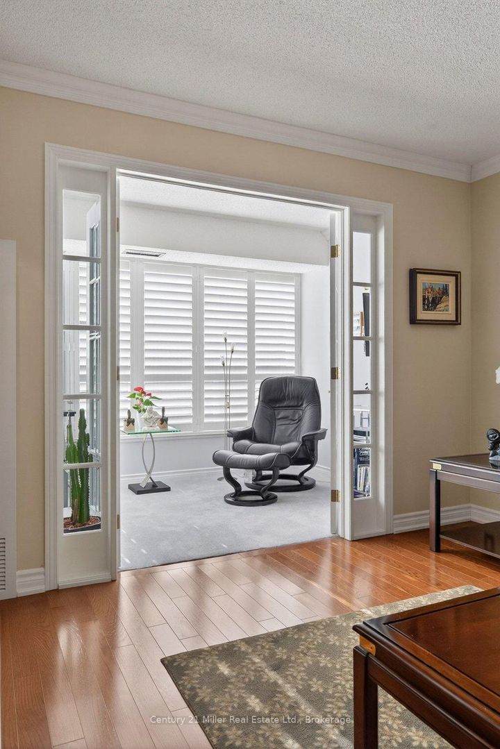 Photo 18 at 1605 - 1276 Maple Crossing Boulevard, Brant, Burlington