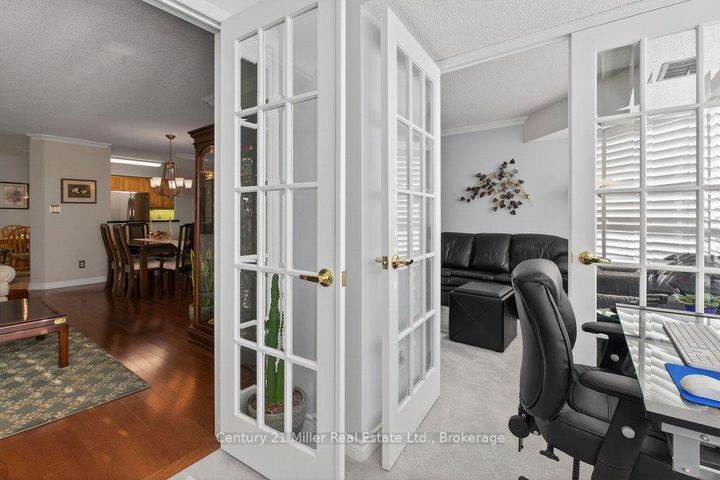 Photo 20 at 1605 - 1276 Maple Crossing Boulevard, Brant, Burlington