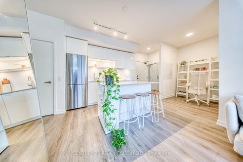 Photo 11 at 513 - 20 Tubman Avenue, Regent Park, Toronto