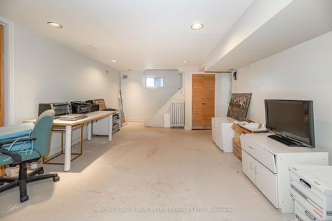 Photo 33 at 416 Rosemary Road, Forest Hill South, Toronto