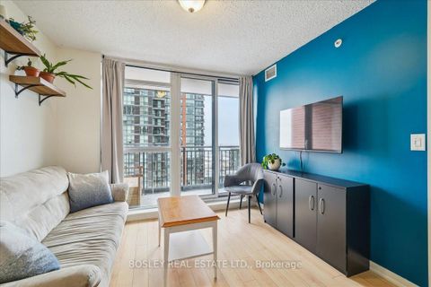 Photo 6 at 1419 - 800 Lawrence Avenue W, Glen Park, Toronto