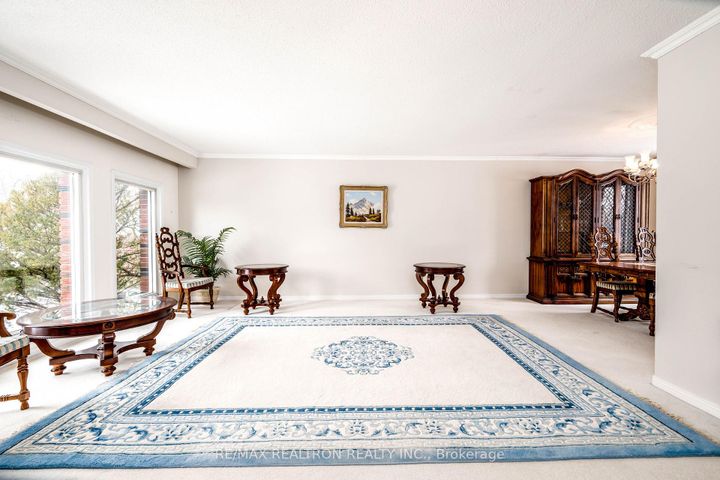 Photo 1 at 9 Eastlea Crescent, L'Amoreaux, Toronto