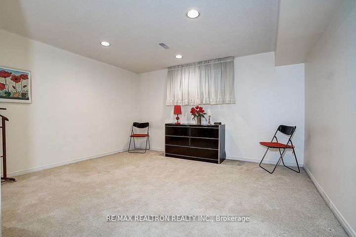 Photo 26 at 9 Eastlea Crescent, L'Amoreaux, Toronto