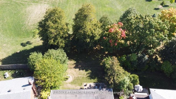 Photo 36 at 9 Eastlea Crescent, L'Amoreaux, Toronto