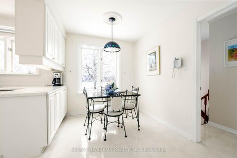 Photo 12 at 9 Eastlea Crescent, L'Amoreaux, Toronto