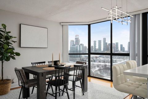 Photo 11 at 1607 - 4235 Sherwoodtowne Boulevard, City Centre, Mississauga