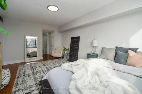 Photo 26 at 1607 - 4235 Sherwoodtowne Boulevard, City Centre, Mississauga