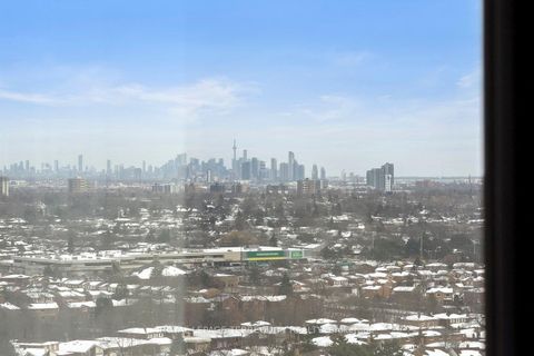 Photo 29 at 1607 - 4235 Sherwoodtowne Boulevard, City Centre, Mississauga