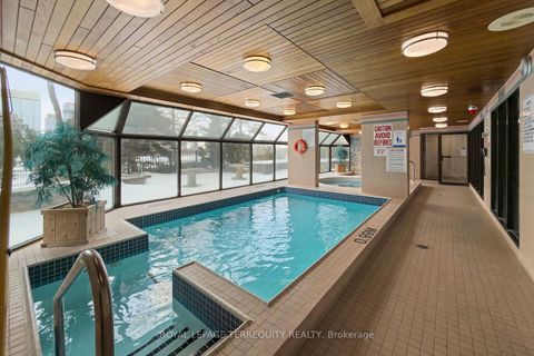 Photo 32 at 1607 - 4235 Sherwoodtowne Boulevard, City Centre, Mississauga