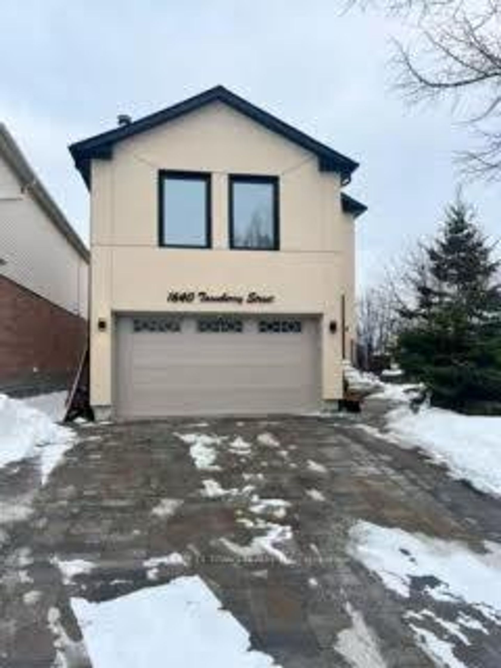 1640 Tawnberry Street, Brock Ridge, Pickering 