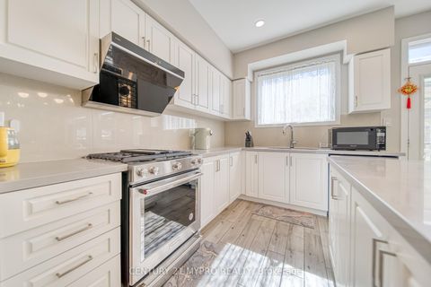 Photo 9 at 7 Proud Court, Rural Aurora, Aurora