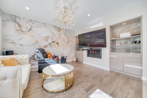 Photo 13 at 7 Proud Court, Rural Aurora, Aurora