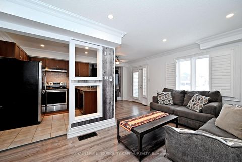 Photo 8 at 6 - 29 Madelaine Drive, Painswick South, Barrie