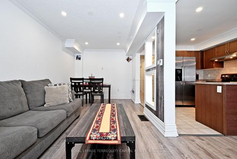 Photo 13 at 6 - 29 Madelaine Drive, Painswick South, Barrie