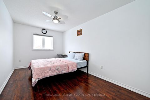 Photo 26 at 6 - 29 Madelaine Drive, Painswick South, Barrie