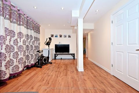 Photo 37 at 6 - 29 Madelaine Drive, Painswick South, Barrie