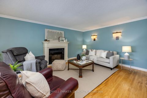 Photo 3 at 768 Ferndale Street, Northglen, Oshawa