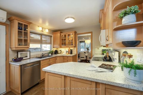 Photo 8 at 768 Ferndale Street, Northglen, Oshawa