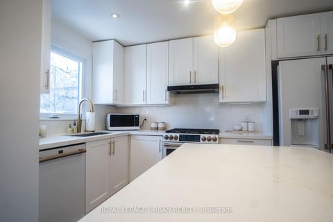 Photo 15 at 153 Craven Road, Coxwell, Toronto