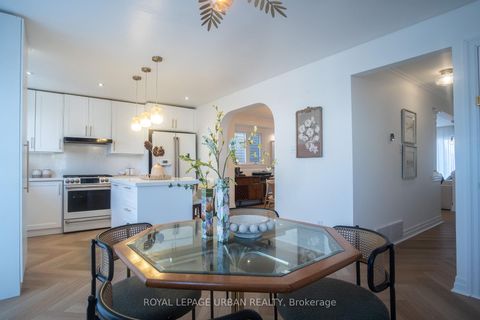 Photo 19 at 153 Craven Road, Coxwell, Toronto