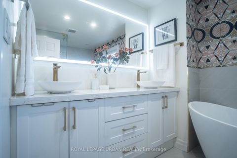 Photo 26 at 153 Craven Road, Coxwell, Toronto