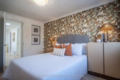 Photo 34 at 153 Craven Road, Coxwell, Toronto