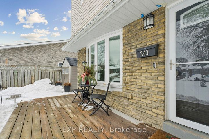 Photo 3 at 243 Coventry Court, Eastdale, Oshawa