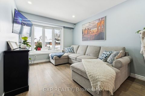 Photo 7 at 243 Coventry Court, Eastdale, Oshawa