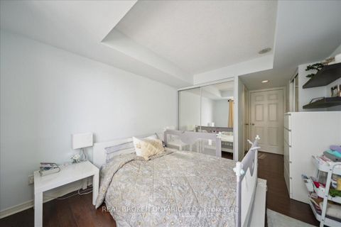 Photo 5 at 808 - 28 Harrison Garden Boulevard, Willowdale East, Toronto