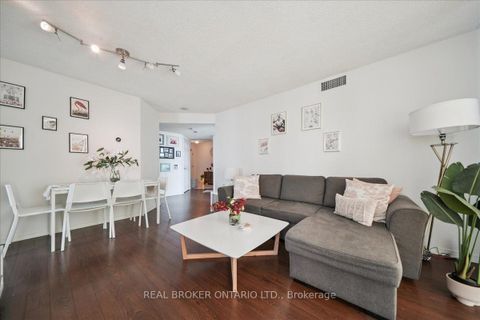 Photo 9 at 808 - 28 Harrison Garden Boulevard, Willowdale East, Toronto