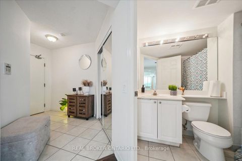 Photo 15 at 808 - 28 Harrison Garden Boulevard, Willowdale East, Toronto