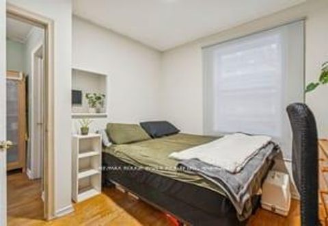 Photo 14 at 49 - 740 Kennedy Road, Ionview, Toronto