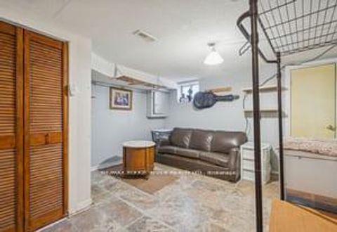 Photo 18 at 49 - 740 Kennedy Road, Ionview, Toronto