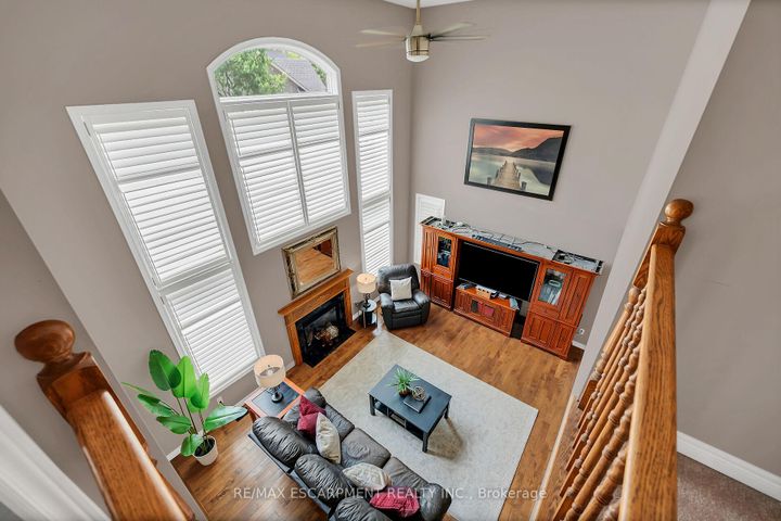 Photo 30 at 4 Moonstone Court, Gurnett, Hamilton