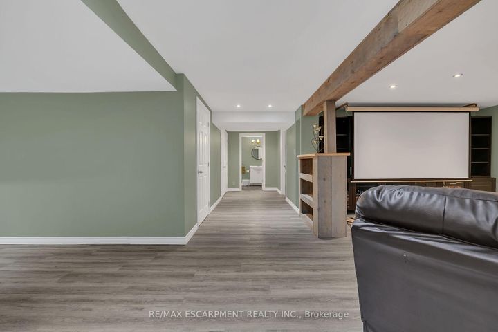 Photo 35 at 4 Moonstone Court, Gurnett, Hamilton