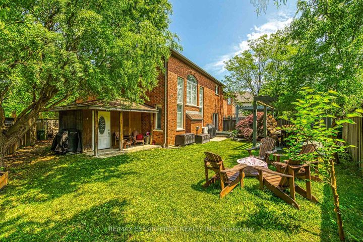 Photo 44 at 4 Moonstone Court, Gurnett, Hamilton