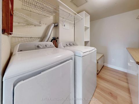 Photo 19 at 819 - 32 Clarissa Drive, Harding, Richmond Hill