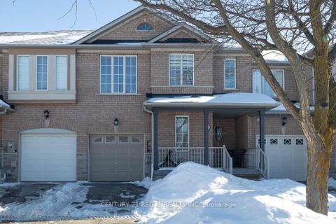 Photo 1 at 43 Waterton Crescent, Langstaff, Richmond Hill