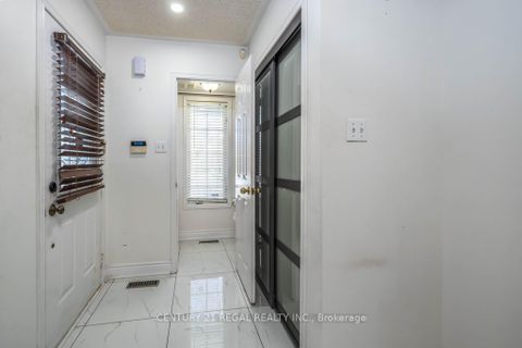 Photo 8 at 43 Waterton Crescent, Langstaff, Richmond Hill