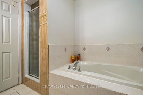 Photo 33 at 43 Waterton Crescent, Langstaff, Richmond Hill