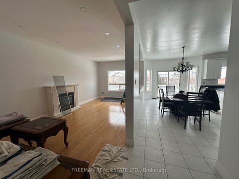 Photo 12 at 1 Humber Forest Court, Sonoma Heights, Vaughan